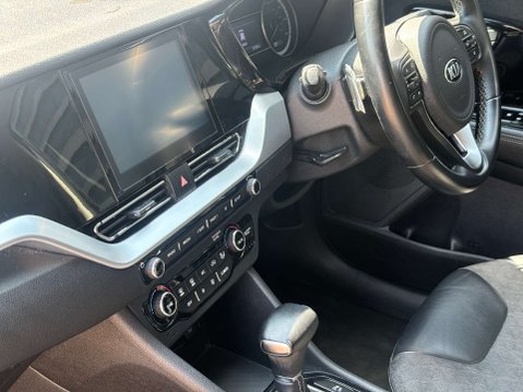 Kia Niro 1.6 Niro 2 HEV Semi-Auto 5dr 23