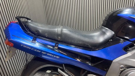Kawasaki ZZR 1991 SPARES OR REPAIR PROJECT BREAKER PARTS BIKE 600CC CLASSIC 26