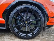 Lamborghini Urus S 5