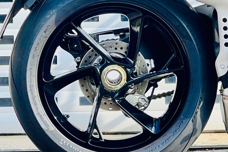 MV Agusta Brutale Brutale 1000 RS 13