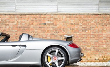 Porsche Carrera GT 28