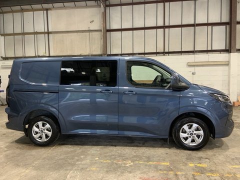 Ford Transit Custom 320 LIMITED L1H1 DCIV ECOBLUE 4