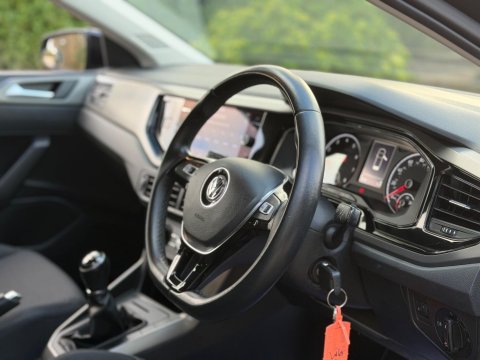 Volkswagen Polo 1.0 EVO SE Euro 6 (s/s) 5dr 10