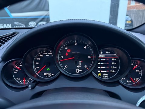 Porsche Cayenne 3.0 TD V6 Tiptronic 4WD Euro 5 (s/s) 5dr 69