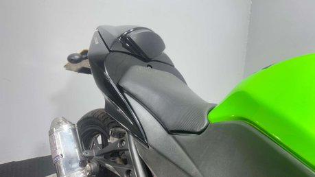 Kawasaki Ninja 2011 29K RUNNING PROJECT BIKE SPARES OR REPAIR 250CC SPORT 24