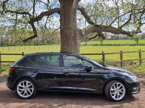SEAT Leon ECOTSI FR TECHNOLOGY 3