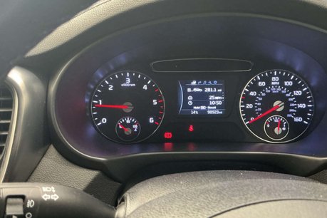 Kia Sorento 2.2 CRDi KX-2 SUV 5dr Diesel Manual AWD Euro 6 (s/s) (197 bhp) 11