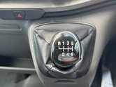 Ford Transit MWB L2H2 (SOLD MT) Medium Roof Trend 300 Cruise Nav Sensors EURO 6 36