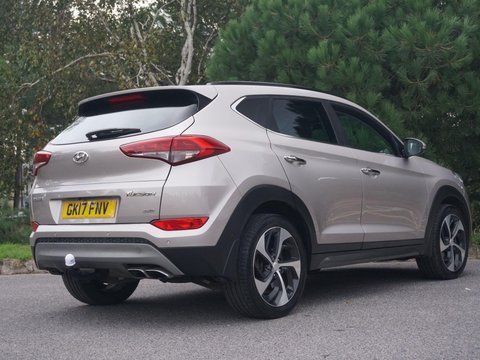 Hyundai TUCSON 2.0 CRDi Premium SE Auto 4WD Euro 6 5dr 16
