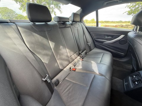 BMW 3 Series 2.0 320d M Sport xDrive Euro 5 (s/s) 4dr 19