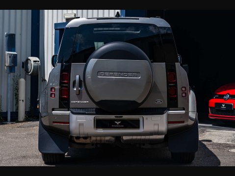 Land Rover Defender 3.0 Defender XS Edition D MHEV Auto 4WD 5dr 27