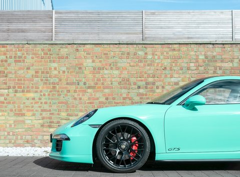 Porsche 911 (991) Carrera GTS 27
