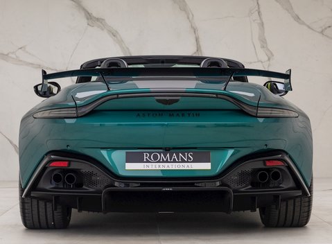 Aston Martin V8 Vantage Roadster F1 Edition 6