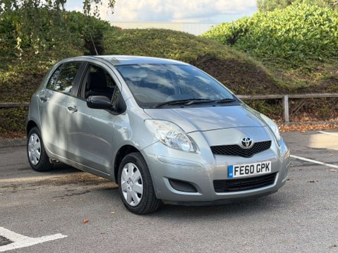 Toyota Yaris 1.0 VVT-i T2 Hatchback 5dr Petrol Manual Euro 4 (69 ps) 3