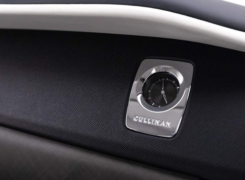 Rolls-Royce Cullinan V12 17