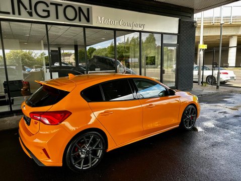 Ford Focus 2.3T EcoBoost ST Euro 6 (s/s) 5dr 11