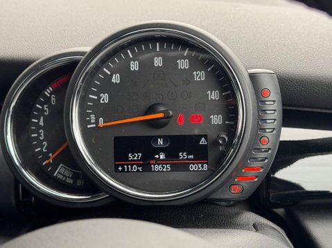 Mini Hatch 1.5 Cooper Euro 6 (s/s) 3dr 34