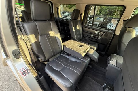 Land Rover Discovery SDV6 SE TECH - ULEZ COMPLIANT -FULL LR SERVICE HISTORY - 9 SERVICES -TOWBAR 31