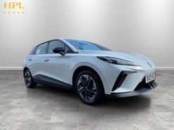 MG MG4 64kWh SE Long Range Hatchback 5dr Electric Auto (203 ps)