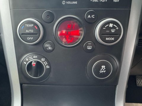 Suzuki Grand Vitara 1.9 DDiS SZ-T 4WD Euro 5 5dr 17