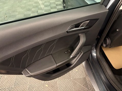 Cupra Leon 1.5 eTSI EVO V1 Design Edition DSG Euro 6 (s/s) 5dr 36
