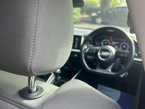 Audi A1 1.0 TFSI 30 Sport Sportback Euro 6 (s/s) 5dr 12