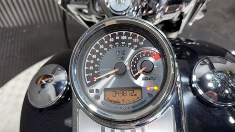 Harley-Davidson Touring 1690 FLHRC ROADKING CLASSIC 2012, MANY EXTRAS, LONG MOT 42