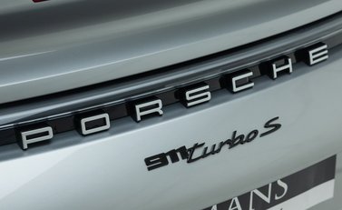 Porsche 911 Turbo S (992) 36