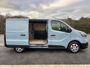 Renault Trafic SL28 Business Plus 130 ps dCi - Twin Side Loading Doors 11
