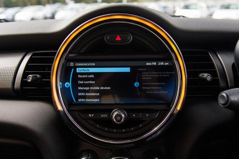 Mini Hatch COOPER 18