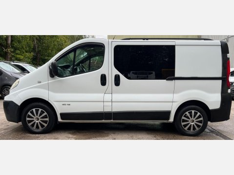 Renault Trafic 2.0 dCi SL29 Panel Van 4dr Diesel Manual L1 H1 (Phase 3) (195 g/km, 115 bhp 17
