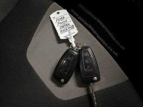 Ford Focus 1.0T EcoBoost Zetec Euro 5 (s/s) 5dr 21