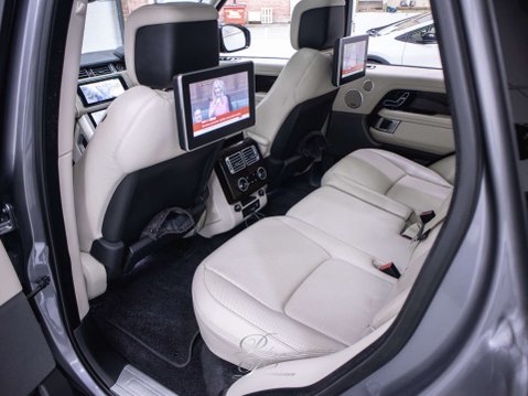 Land Rover Range Rover 3.0 Range Rover Vogue SDV6 Auto 4WD 5dr 22