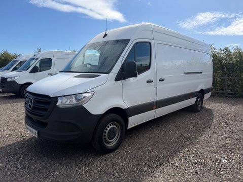Mercedes-Benz Sprinter 2.0 315 CDI Progressive RWD L3 H2 Euro 6 (s/s) 5dr 3