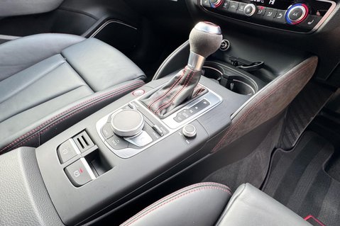 Audi RS3 2.5 TFSI S Tronic quattro Euro 6 (s/s) 4dr 25