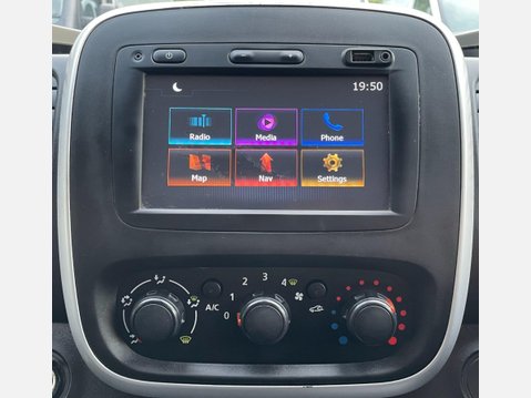 Renault Trafic 1.6 dCi 27 Sport SWB Standard Roof Euro 5 5dr 37