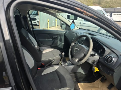 Dacia Sandero Stepway AMBIANCE DCI 8
