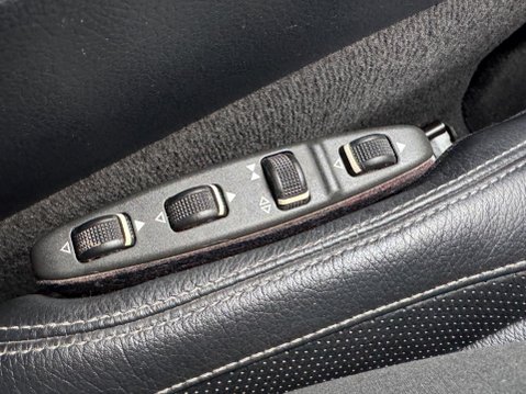 Mercedes-Benz E Class 2.1 E250 CDI AMG Sport G-Tronic+ Euro 5 (s/s) 2dr 36