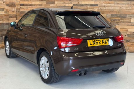 Audi A1 1.4 TFSI Sport Hatchback 3dr Petrol S Tronic Euro 5 (s/s) (122 ps) 4