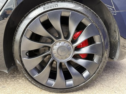 Tesla Model 3 (Dual Motor) Performance Saloon 4dr Electric Auto 4WDE (Performance Upgrade 16