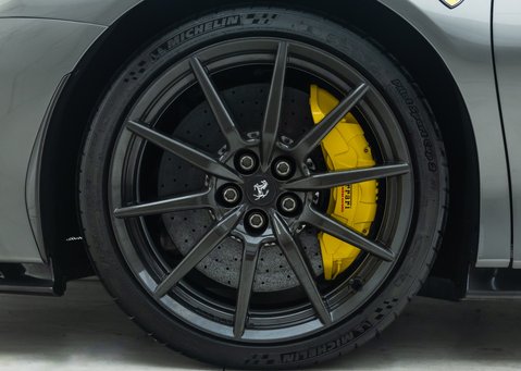 Ferrari SF90 Stradale ASSETTO FIORANO 