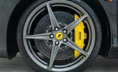 Ferrari 458 SPIDER 25