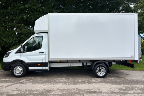 Ford Transit 350 Drw L4 Leader Luton with Tail Lift - Air Con / Rear Camera 7