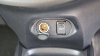 Toyota Yaris 1.5 VVT-h Icon Tech Hatchback 5dr Petrol Hybrid E-CVT Euro 6 (s/s) (100 ps) 28