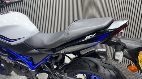 Suzuki SV650 2020 ONLY 8K SERVICED LONG MOT WARRANTY A2 NAKED BIKE 8