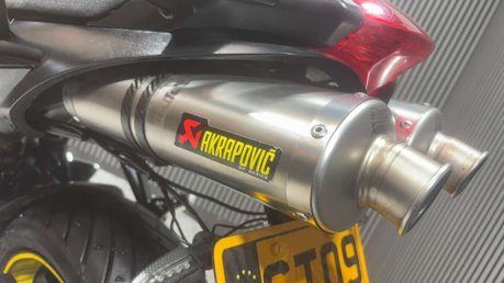 Yamaha FZ ONLY 16K CUSTOM 600CC NAKED BIKE NEW MOT WARRANTY 48