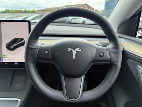 Tesla Model Y (Dual Motor) Long Range SUV 5dr Electric Auto 4WDE (384 bhp) 34