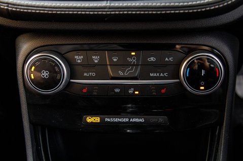 Ford Puma ST-LINE VIGNALE MHEV 38