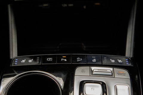 Hyundai TUCSON T-GDI ULTIMATE 42