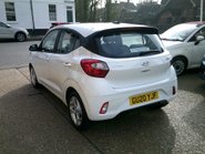 Hyundai i10 MPI SE CONNECT ONLY 16,000 MILES FROM NEW 14